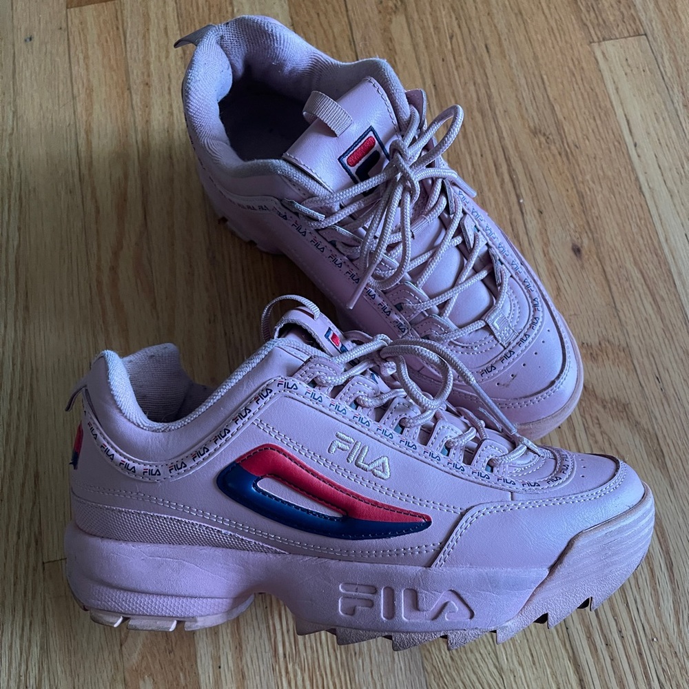 Fila Disruptor II Premium Repeat Sneakers – Women’s Size 8 (EU 39)